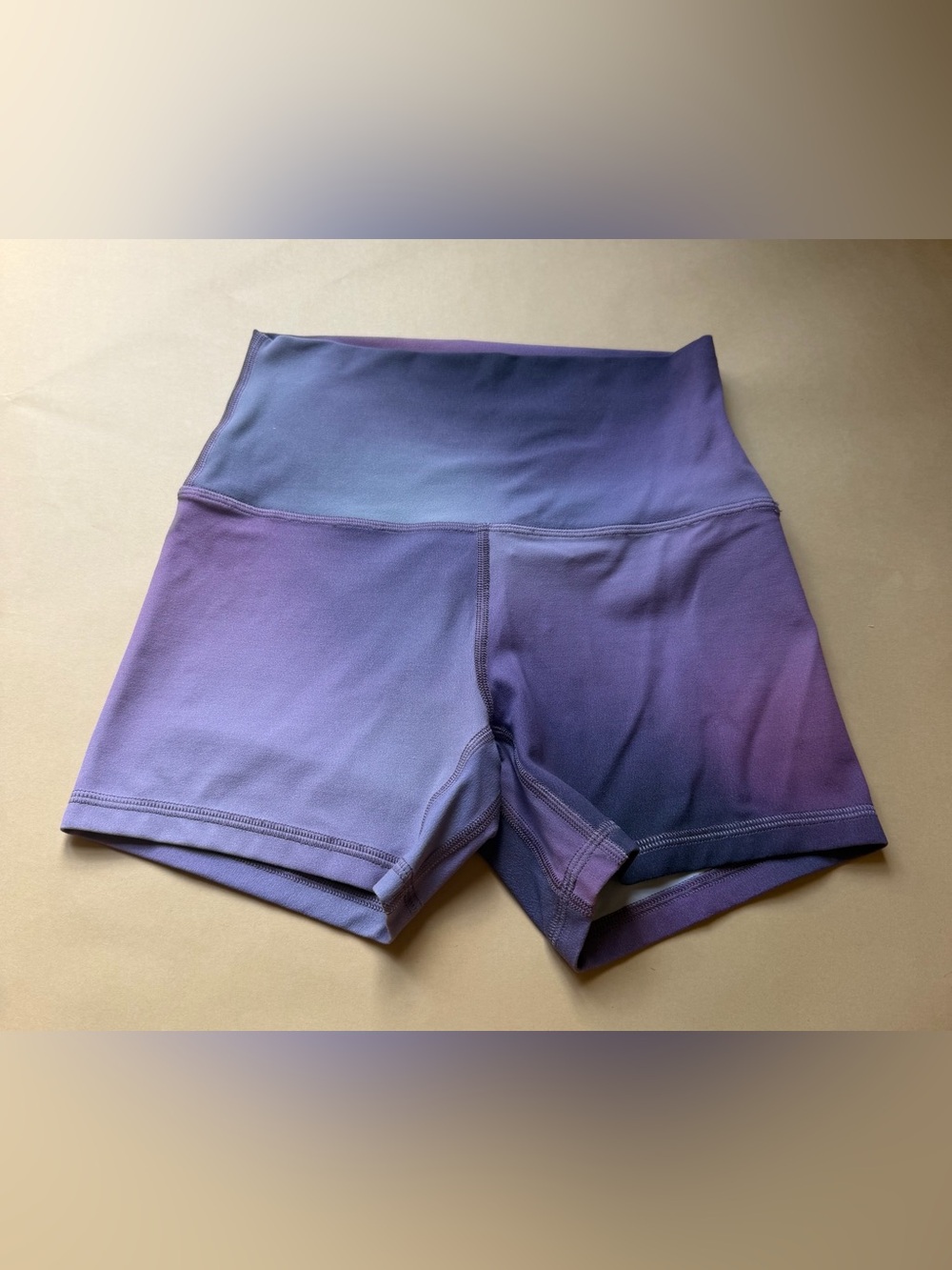 Lululemon Align High-Rise Shorts Size 4 Purple Ombre Gradient High Waisted